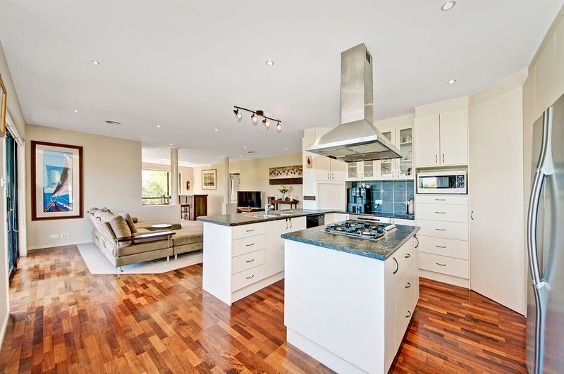 194 Bicentennial Drive, JERRABOMBERRA, NSW 2619