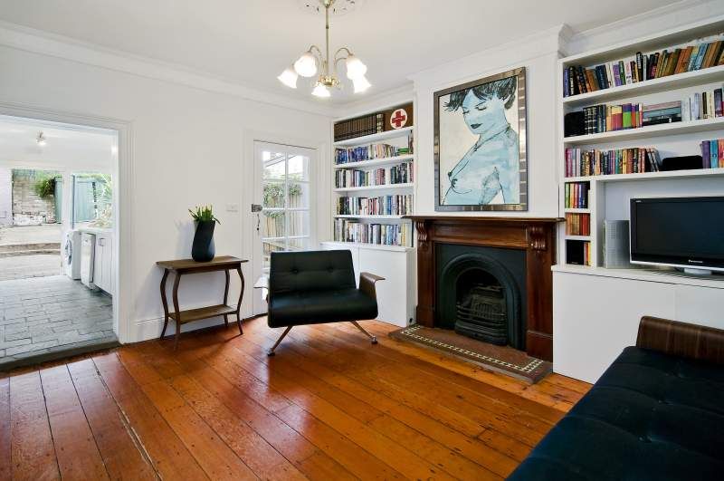 15 Simmons Street, ENMORE, NSW 2042