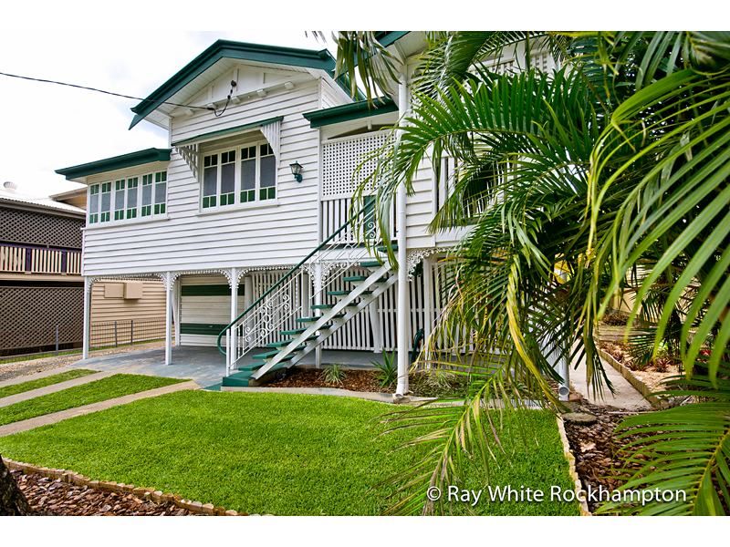 3 Penlington Street, THE RANGE, QLD 4700