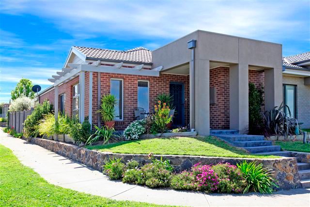 30 Hoxton Crescent, CRAIGIEBURN VIC 3064