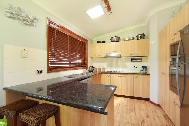 65 Ocean Beach Drive, SHELLHARBOUR, NSW 2529