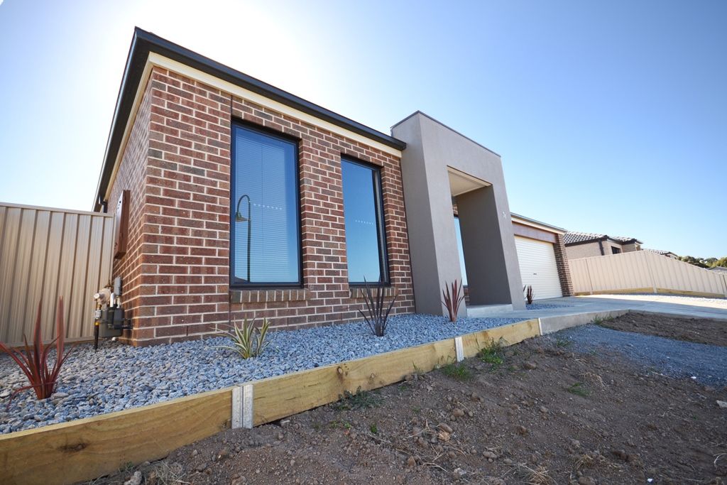 31 Grand Junction Road, MINERS REST, VIC 3352
