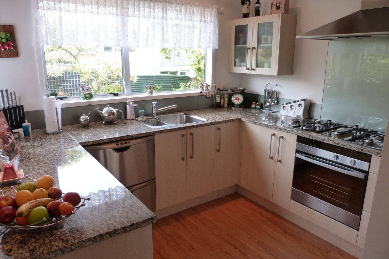 32A Arran Road, BROWNS BAY, North Shore City