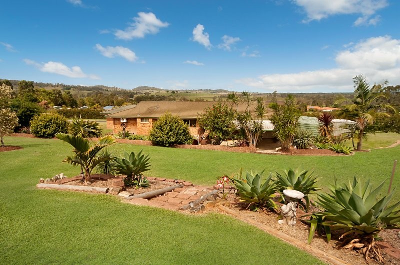 15 Tullarook Grove, SPRING GROVE, NSW 2470