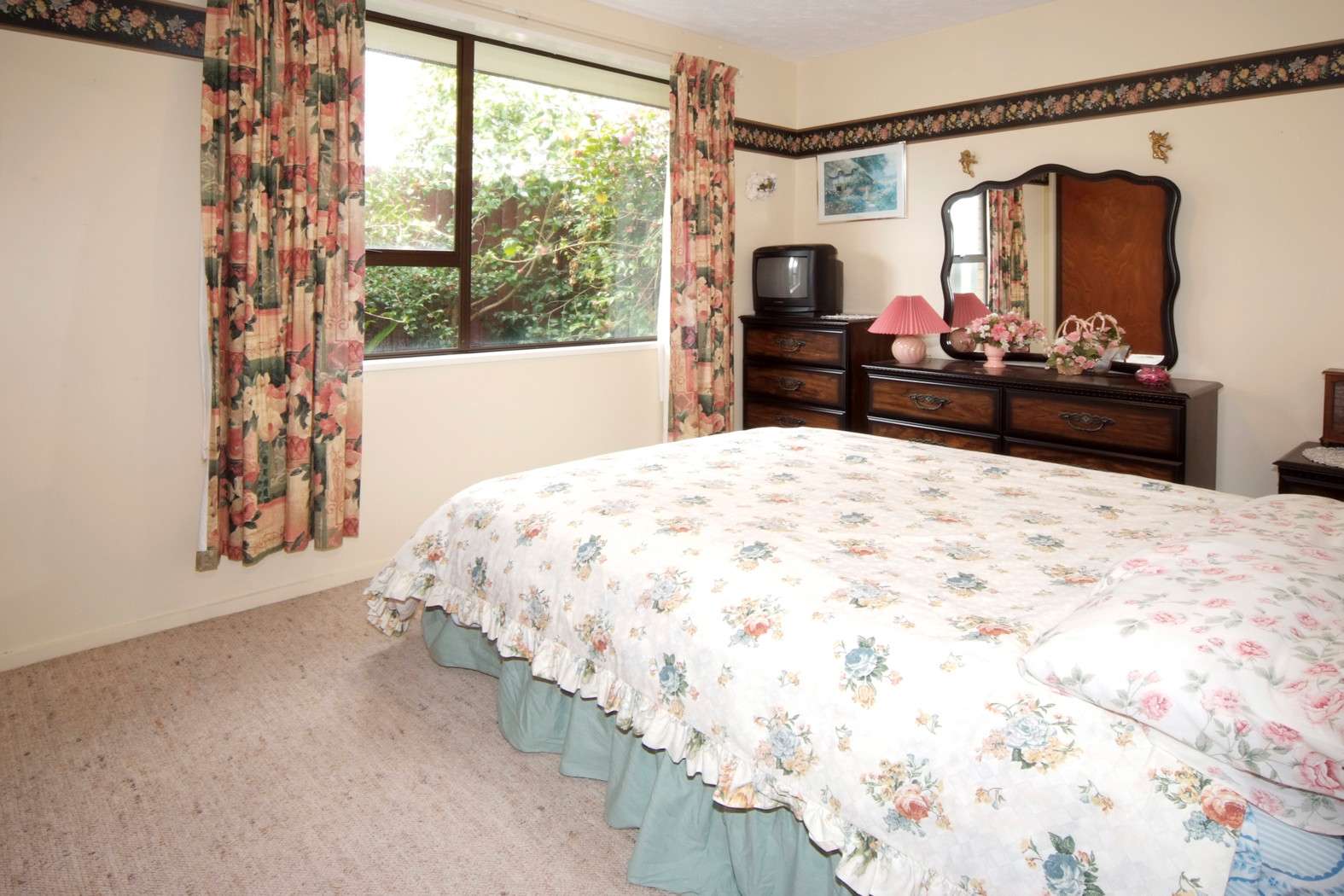 16B Pacific Road photo 9