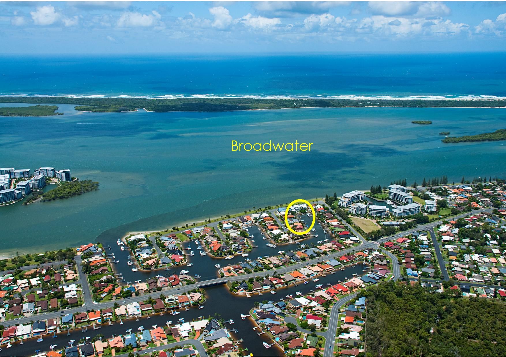 6 Dirk Hartog Place, HOLLYWELL QLD 4216