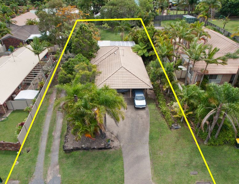 18 Royal Palm Drive, BUDERIM QLD 4556
