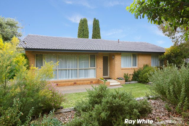 24 Woodger Parade, QUEANBEYAN, NSW 2620