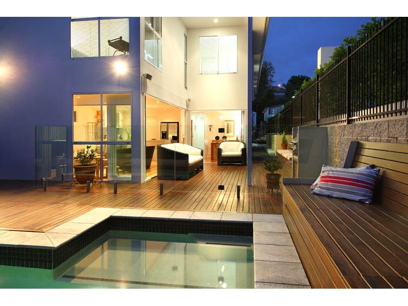 29 Brydon Street, HIGHGATE HILL, QLD 4101