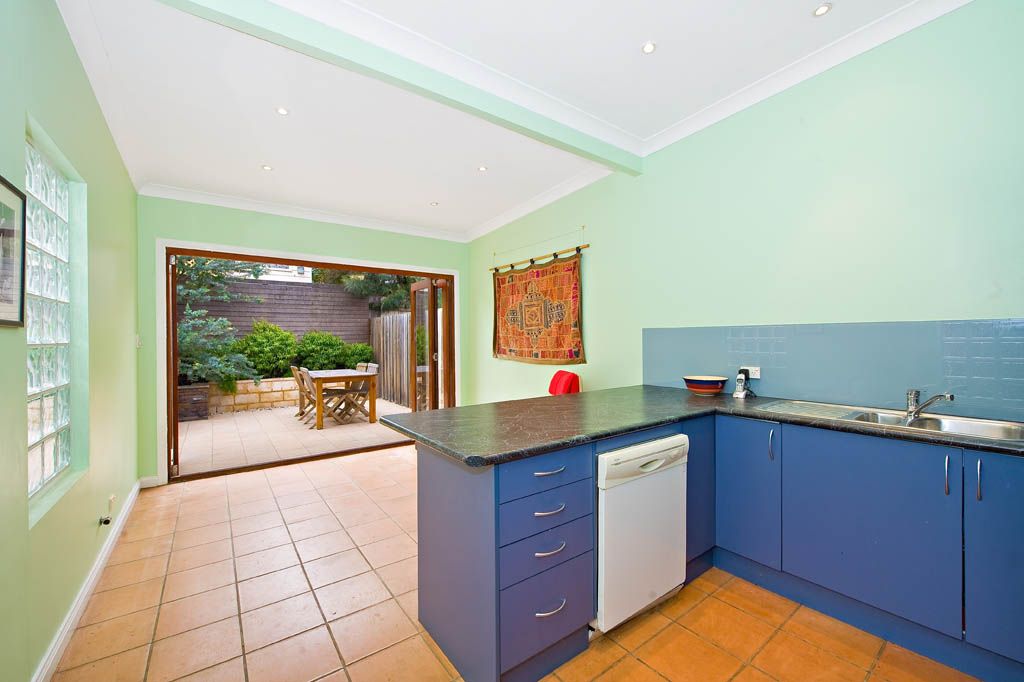 17 Fotheringham Street, ENMORE, NSW 2042