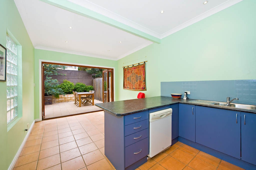 17 Fotheringham Street, ENMORE, NSW 2042