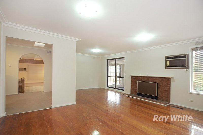 30 Ross Street, FERNTREE GULLY, VIC 3156