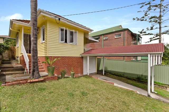 11 Wooloowin Avenue, WOOLOOWIN, QLD 4030