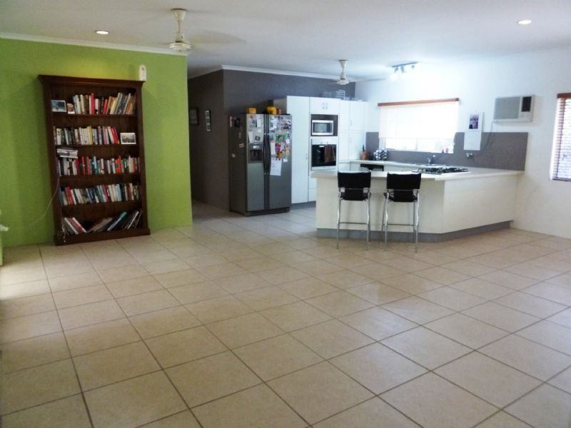 4 Bligh Close, CLIFTON BEACH, QLD 4879