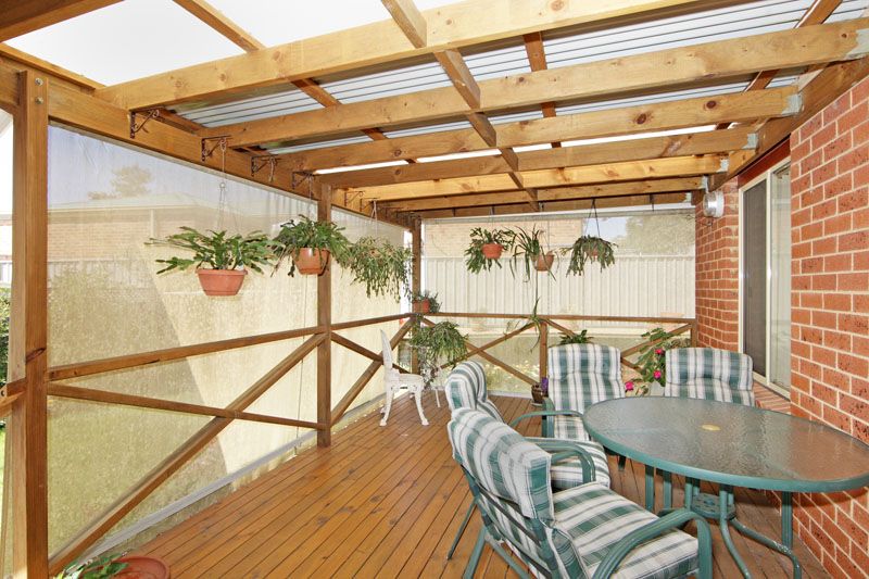 3 Lawver Crescent, LAKE MUNMORAH, NSW 2259