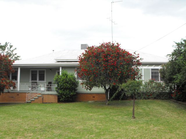38 Mitchell Street, PARKES NSW 2870