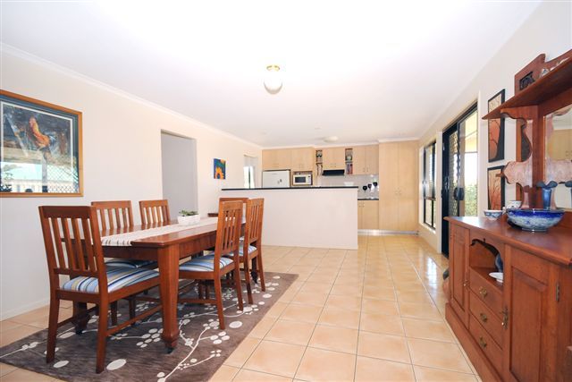 14 Emerald Court, MIDDLE RIDGE, QLD 4350