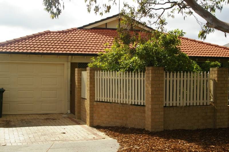 1/16 Maltarra Place, NOLLAMARA, WA 6061