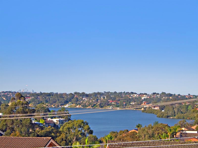 10 Struen Marie Street, KAREELA, NSW 2232