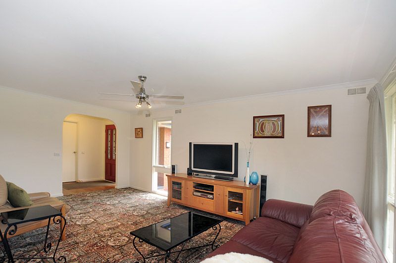 8 Gretel Court, SCORESBY, VIC 3179
