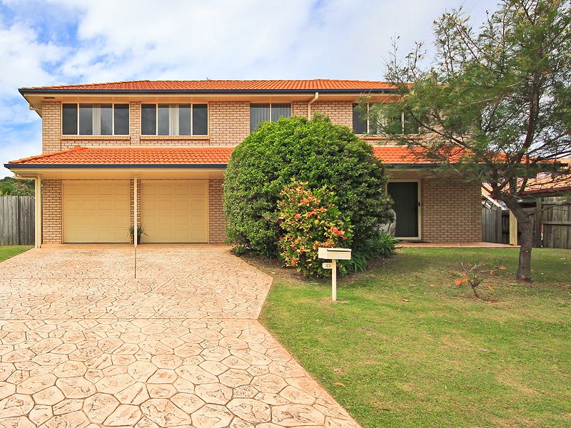 33 Coronet Crescent, BURLEIGH WATERS, QLD 4220