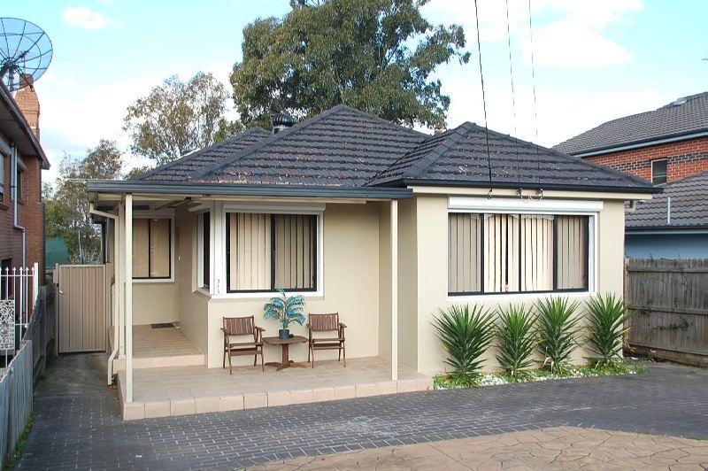 315 Blaxcell Street, GRANVILLE NSW 2142