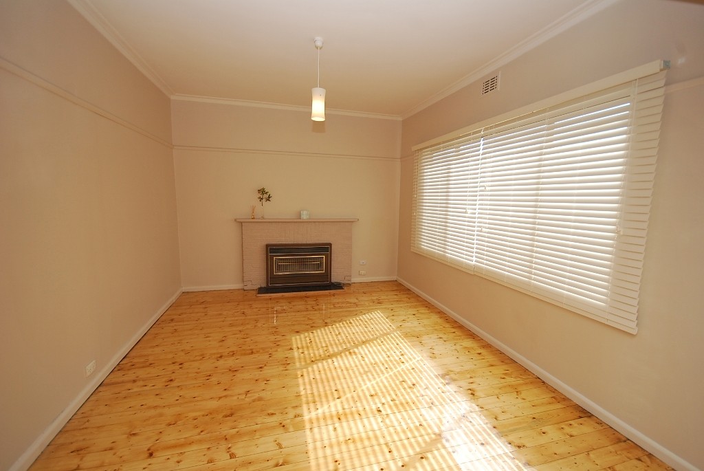 44 Bridge Street, SEBASTOPOL, VIC 3356