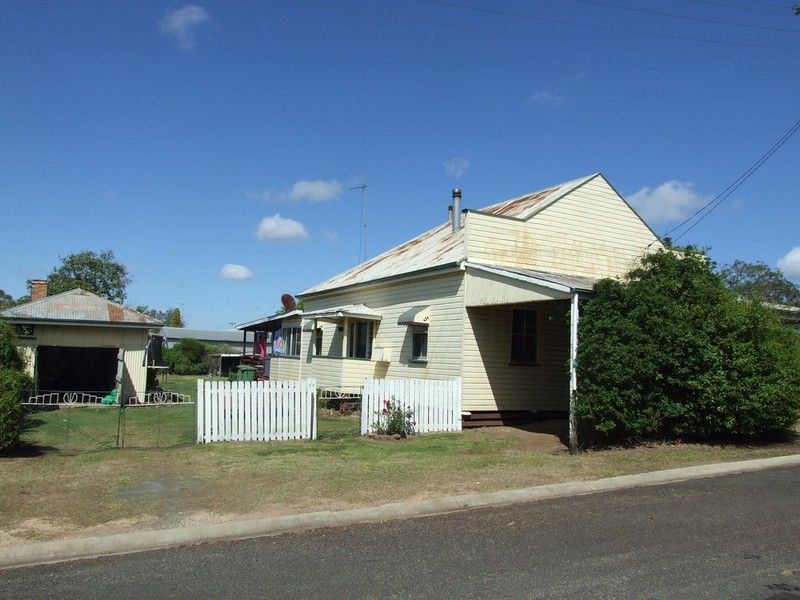 17 Boundary Street, HADEN QLD 4353