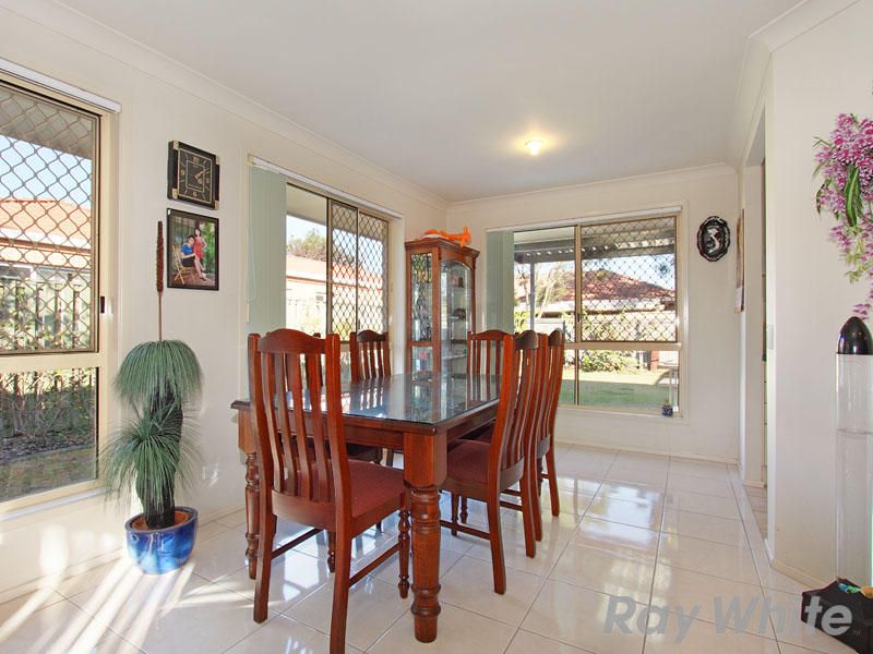33 Johns Crescent, BOONDALL QLD 4034