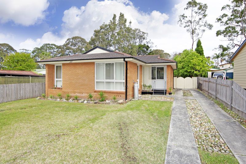 8 Munmorah Avenue, CHARMHAVEN, NSW 2263
