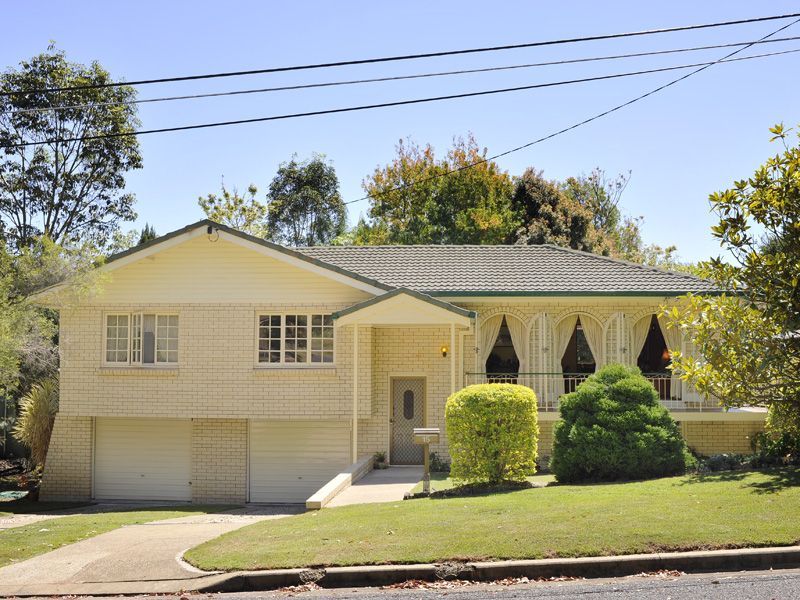 15 Isabella Street, TARRAGINDI, QLD 4121