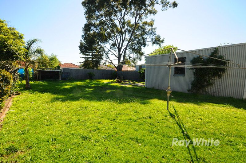 13  Maple Street, SPRINGVALE, VIC 3171