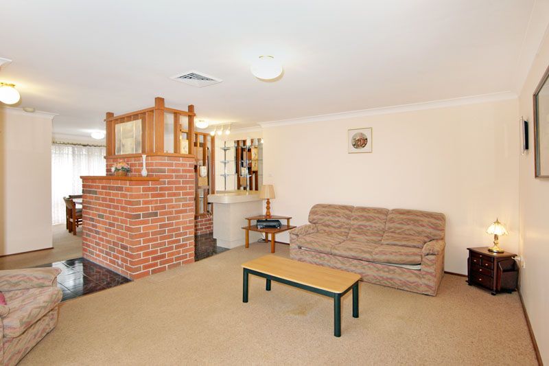 5 Casurina Close, LAKE HAVEN, NSW 2263