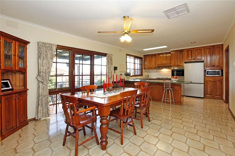 45 Carbeen Drive, BUNDOORA, VIC 3083