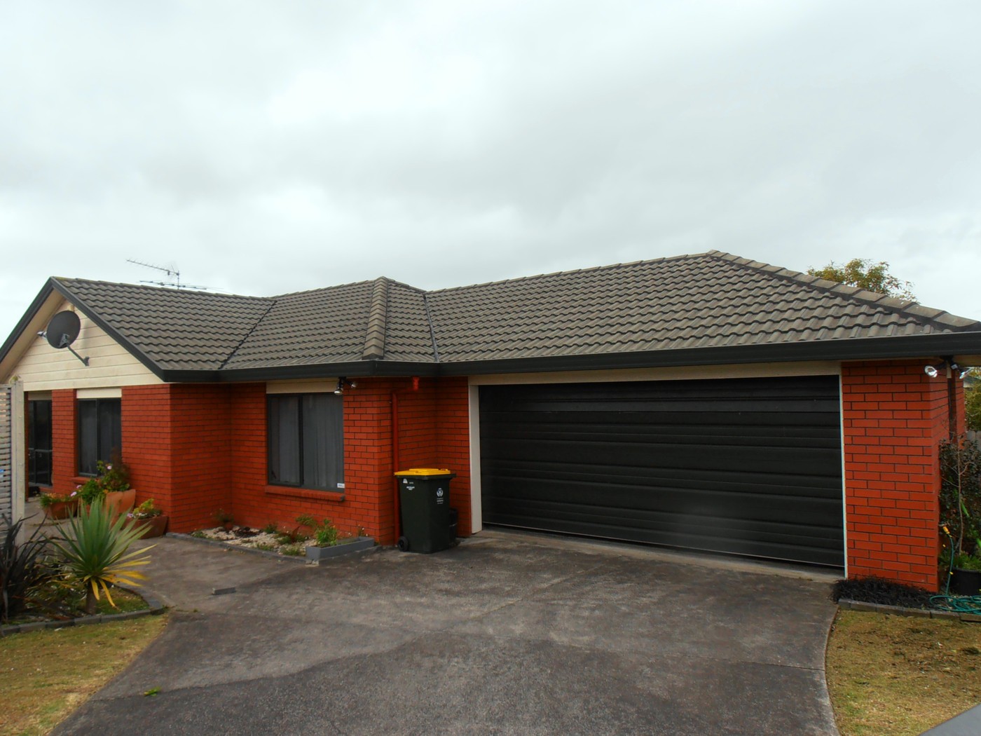 12 Elderberry Road, BURSWOOD, Manukau City