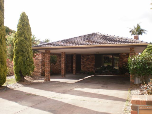 29 Armstrong Way, NORANDA, WA 6062