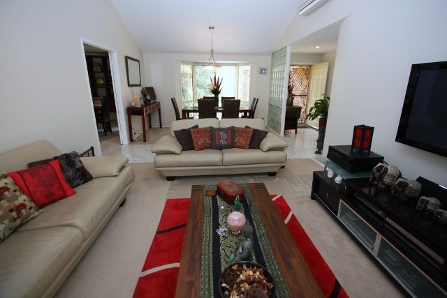 15 Midnight Court, RUNAWAY BAY, QLD 4216