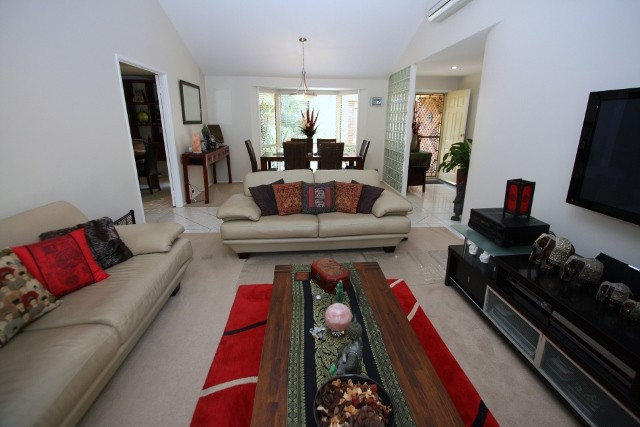15 Midnight Court, RUNAWAY BAY, QLD 4216