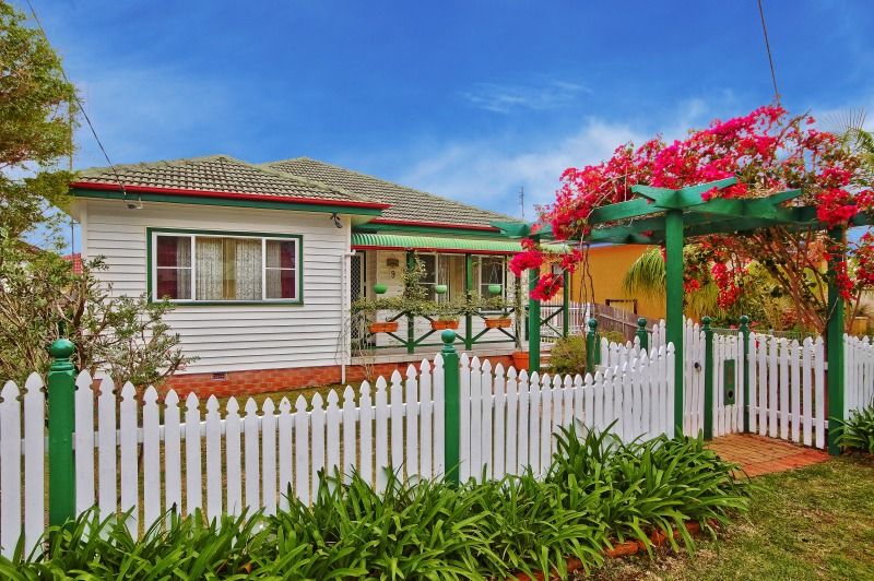 9 Terry Avenue, WOY WOY, NSW 2256