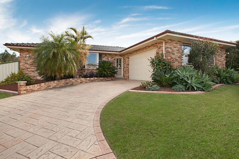 ABERGLASSLYN, NSW 2320