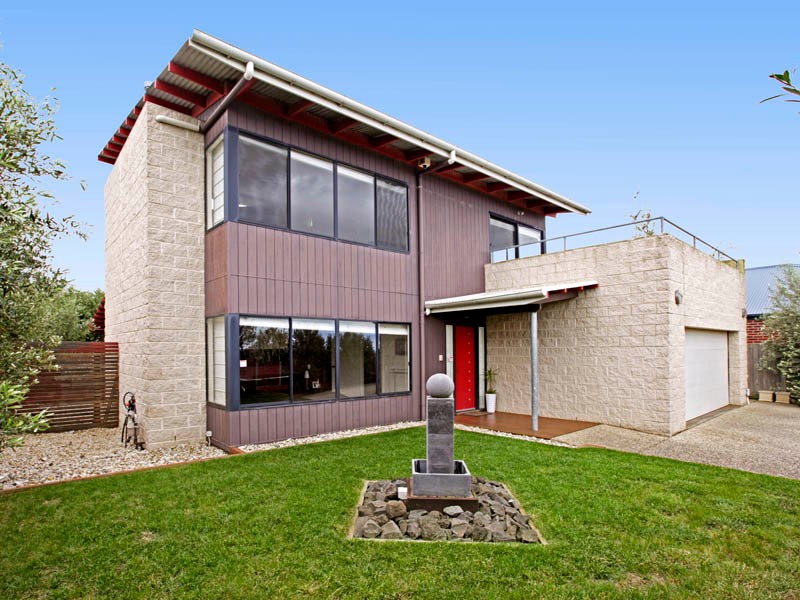 8 Shire Court, HIGHTON, VIC 3216