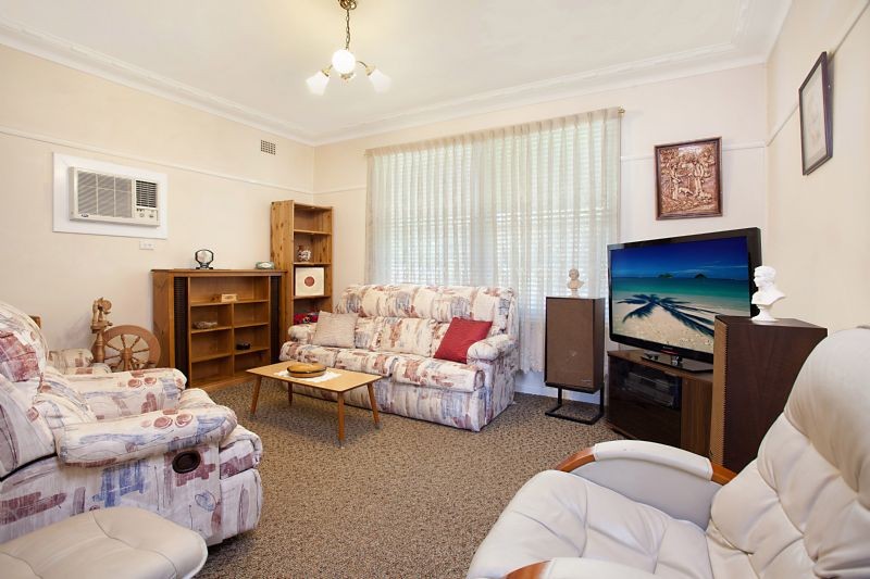RUTHERFORD, NSW 2320