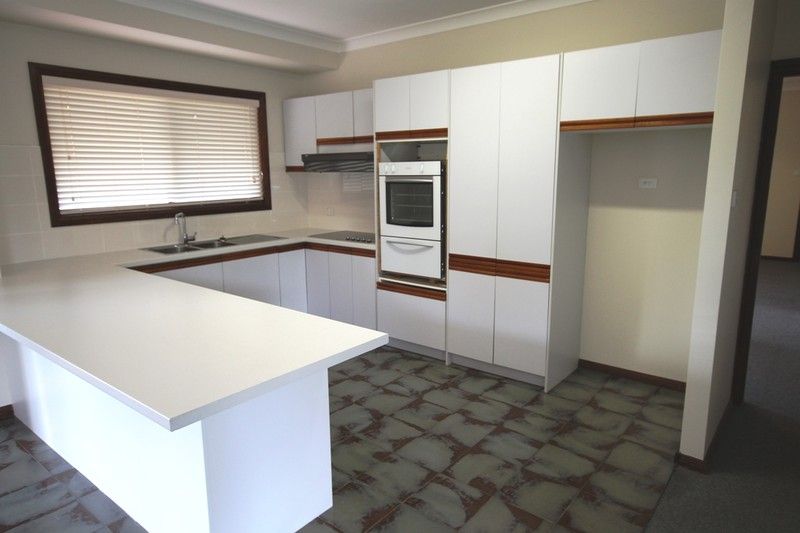1 Robinia Place, ALFORDS POINT, NSW 2234