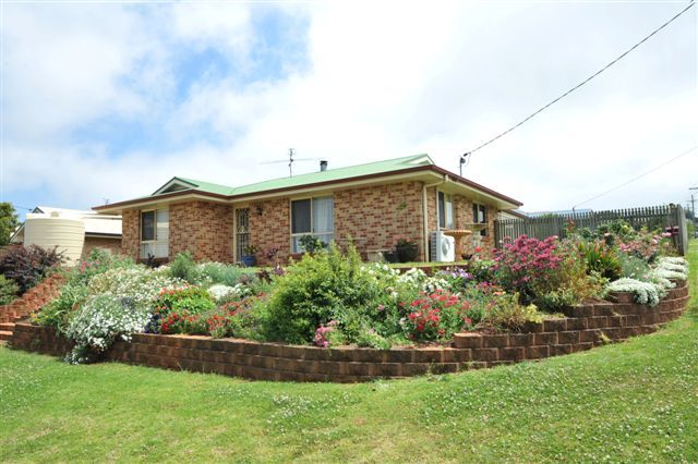 19 Elizabeth Kenny Court, HARRISTOWN, QLD 4350