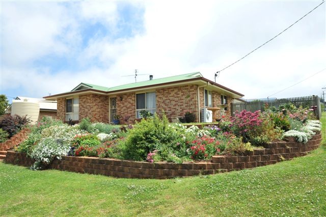 19 Elizabeth Kenny Court, HARRISTOWN, QLD 4350
