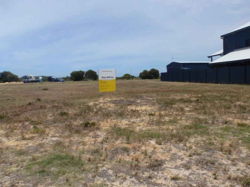 Lot 450, 4 Nemcia Way, JURIEN BAY, WA 6516