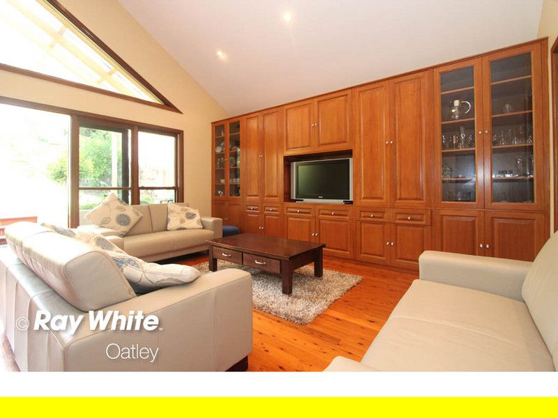87 Seaforth Avenue, OATLEY, NSW 2223
