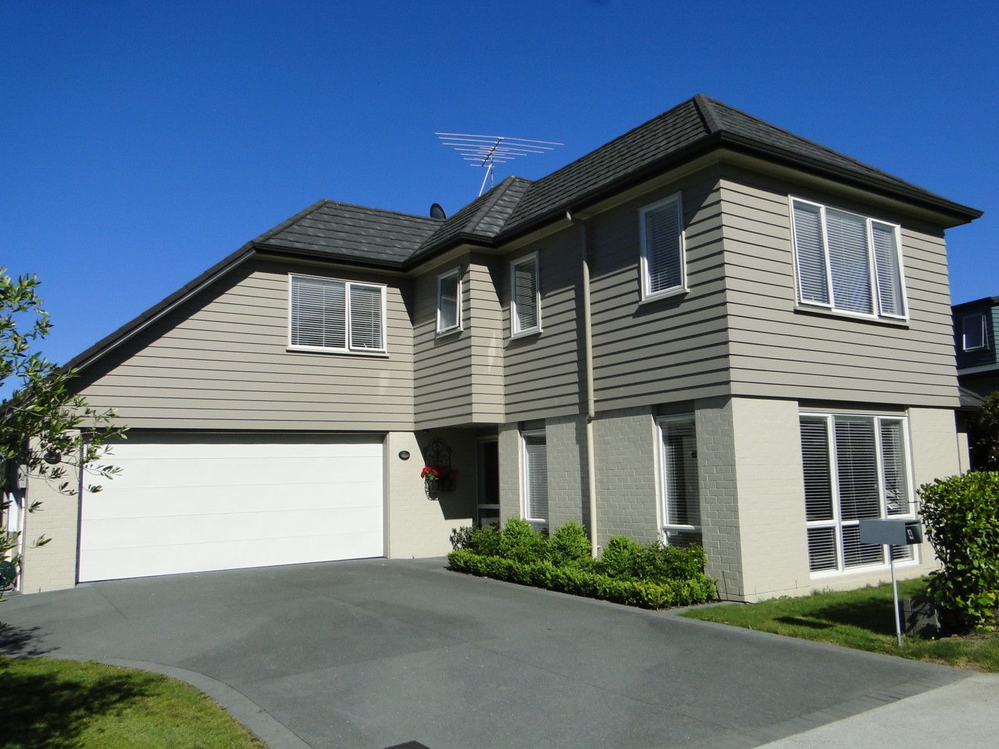 4 Kouras Place, FLAT BUSH, Manukau City