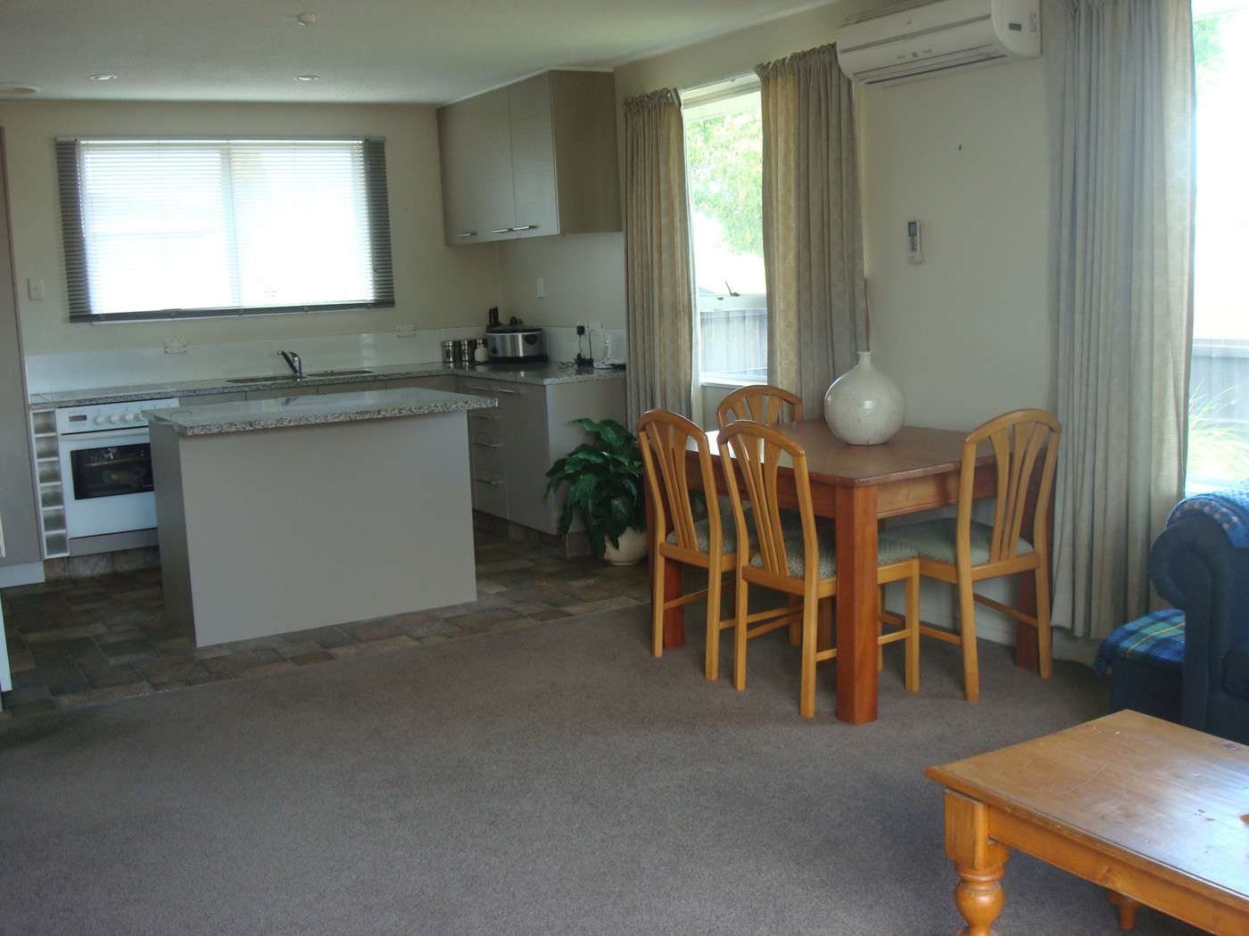 8A Tamarisk Place photo 1