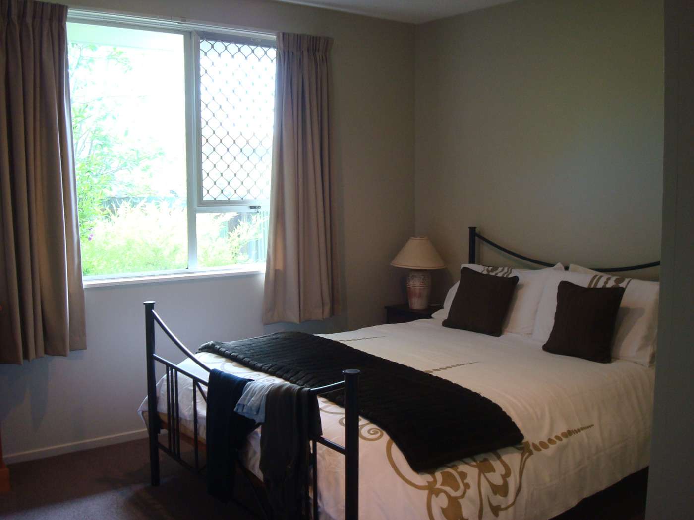 8A Tamarisk Place photo 3